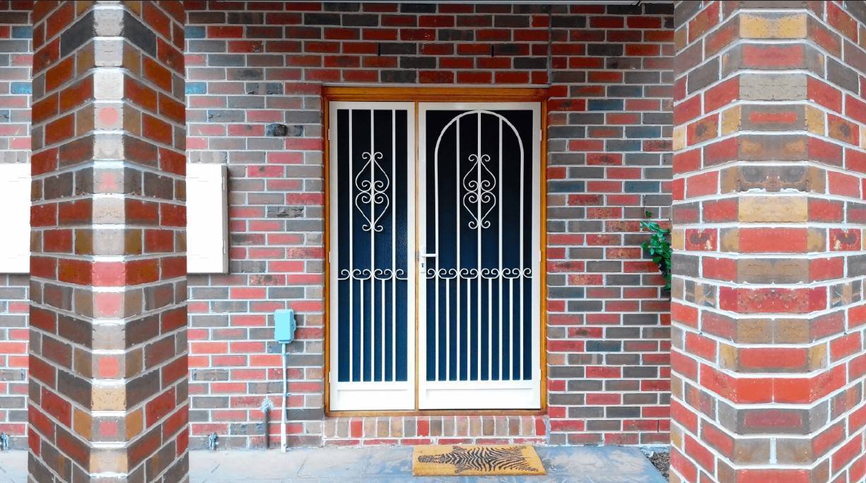 Clearbreezesecuritydoors