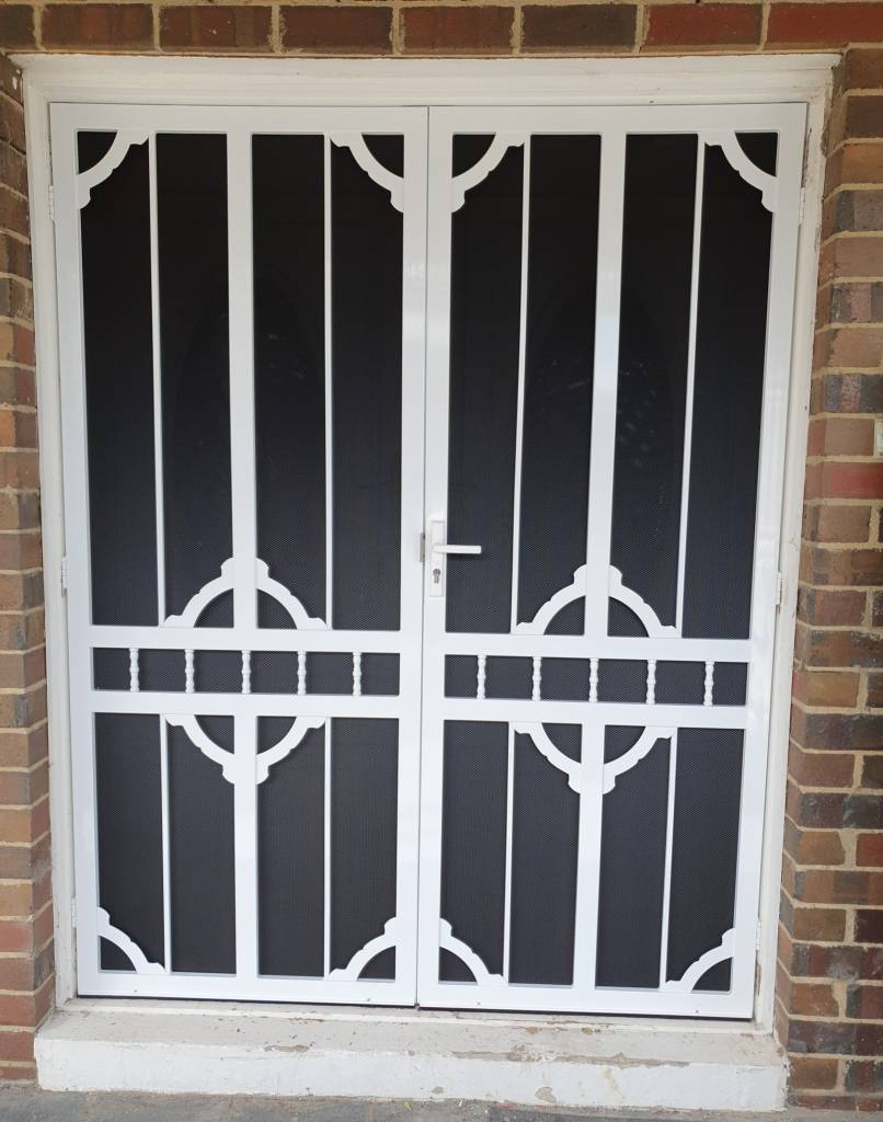 Double-Steel-Doors-Daylesford-1-SB