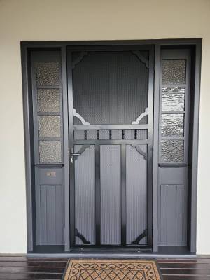 CB: 72 Clear Breeze Steel Daylesford 5 With Hi Strength Privacy Black Mesh