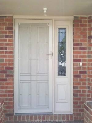 CB: 21 Clear Breeze Melton With Privacy Mesh. Steel Grille With Aluminium Frame Combination.