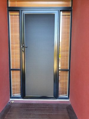 Cb: 60 Clear Breeze Privacy In Black