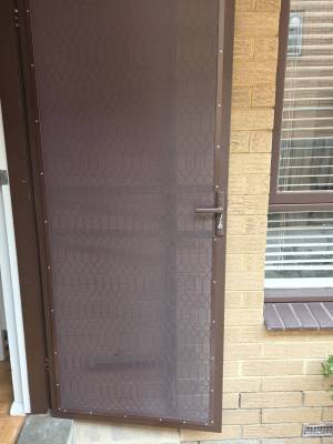 Door & Lock Repairs 13 Brown Screen Door is Installed & Finshed With The Brown DVA Privacy Mesh