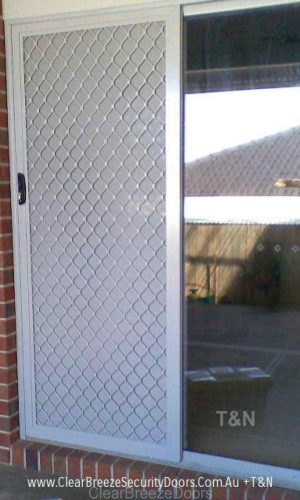 Cb: 23 Standard Diamond Slider With Privacy Mesh