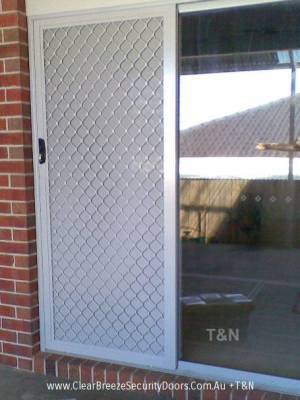 CB: 23 Standard Diamond Slider With Privacy Mesh